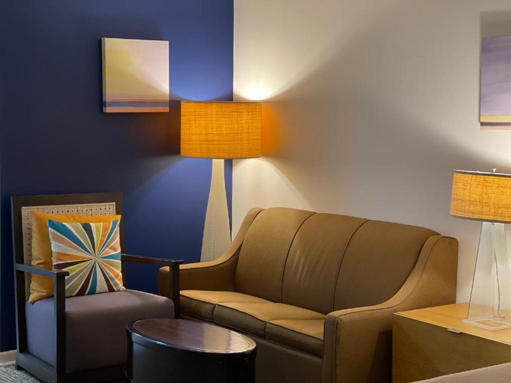 Camp Inn Lodge Au Sable Ngoại thất bức ảnh